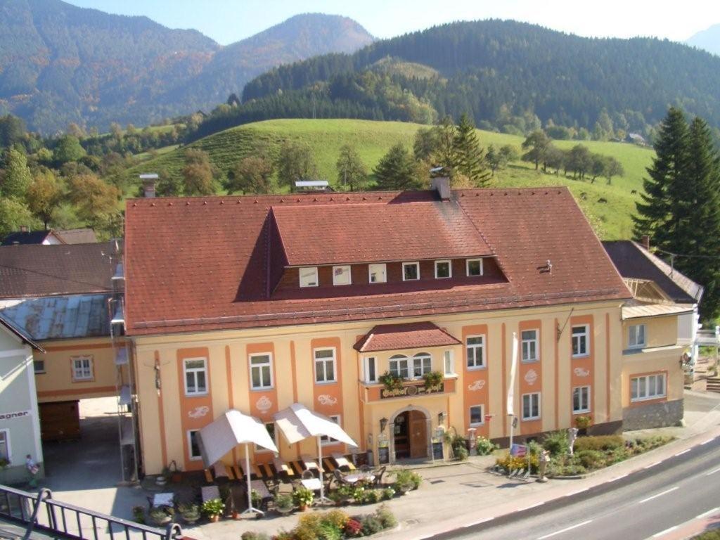 Gaestehaus Zur Post - Heritage Inn Spital Am Pyhrn Bagian luar foto